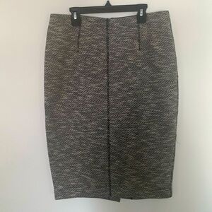 Ann Taylor new without tag skirt . Size 8T